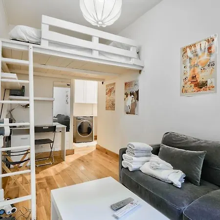 Cosy A Proximite Du Musee Curie Apartamento